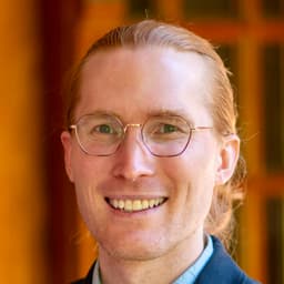 Dr Kai Lukoff